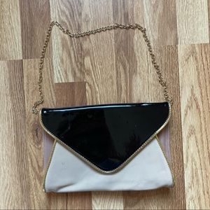 3/15 Aldo Black Cream patent envelope bag